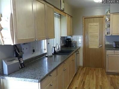 3rd image of 7707 Highland Ave