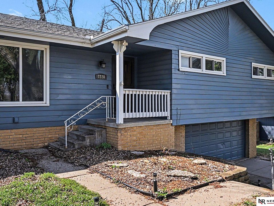 1st image of 7228 N 71st Ave