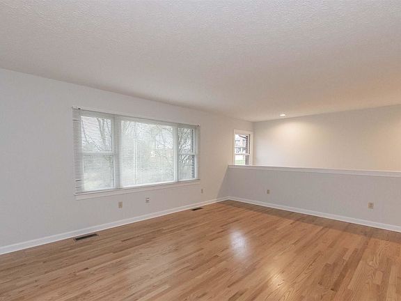 5th image of 416 Franklin Dr