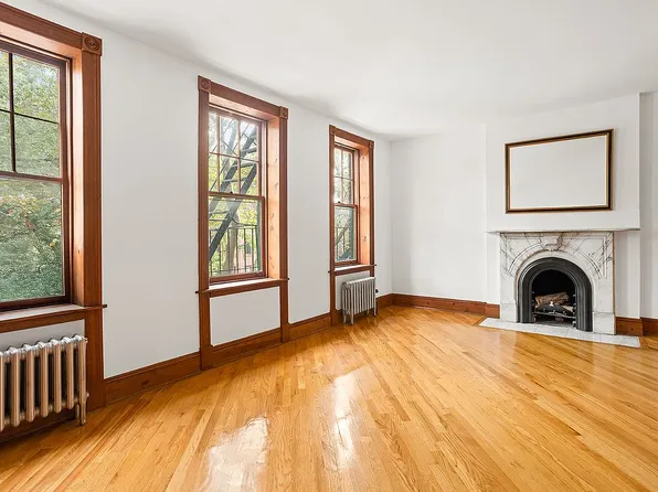 416 Clermont Ave APT 3F, Brooklyn, NY 11238