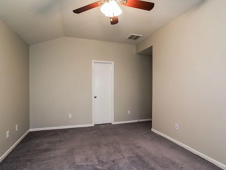 947 Leadenhall Cir — Photo 9