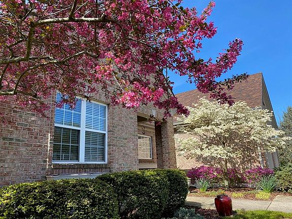 5th image of 4022 Oak Tree Ct