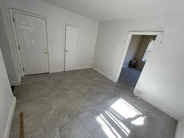 112-08 Farmers Blvd #2F