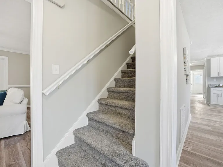 9 Rhodelia Ln — Photo 15
