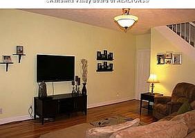 3rd image of 1 Colonial Ct