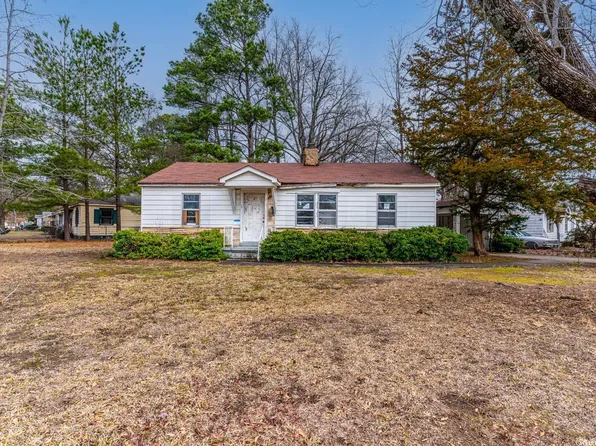 13 Phyllis St, White Hall, AR 71602