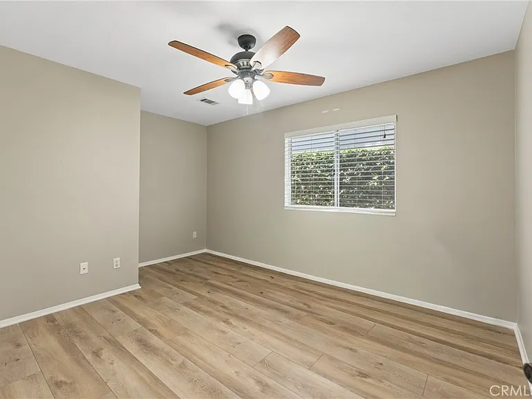 6430 Regents Ct — Photo 30
