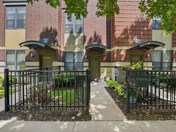 510 W Elm St Unit 1033, Chicago, IL 60610