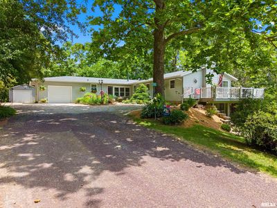 283 E Hickory St, East Peoria, IL, 61611