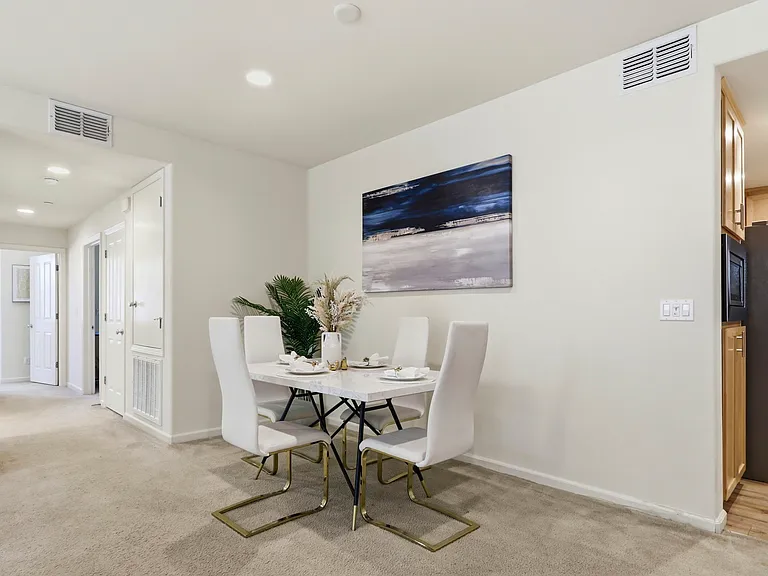 702 Elderberry Dr — Photo 9
