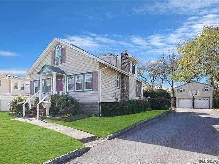 1st image of 123 Lakeview Ave