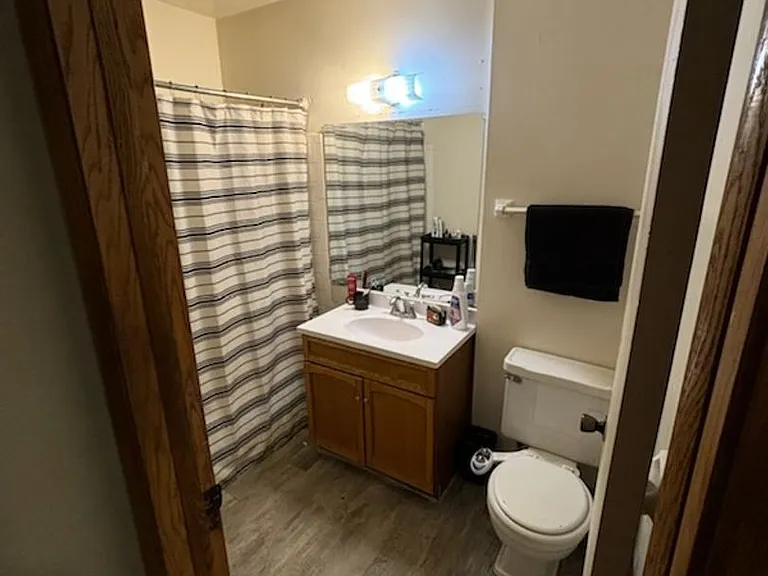 4635 S. 23rd Street - 12 Unit + Parking Lot — Photo 3