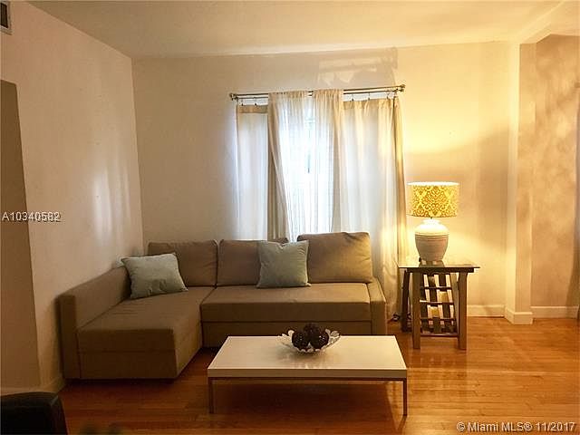 1st image of 1001 7th St APT 105