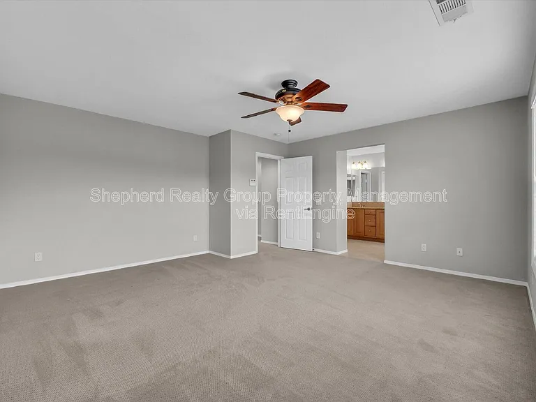 5730 Autumnwood Ln — Photo 16
