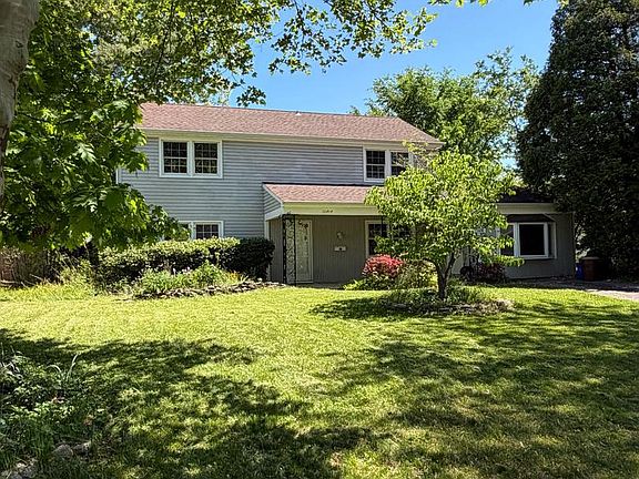 2nd image of 12414 Starlight Ln