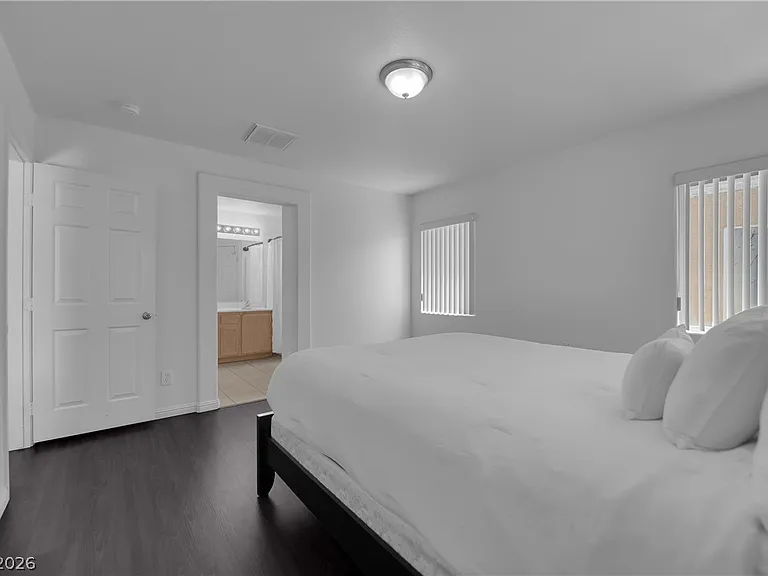5079 Desert Dandelion Ct — Photo 15