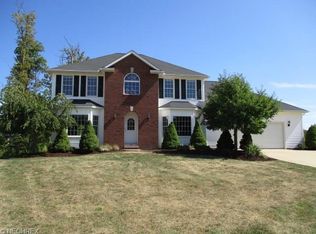622 Oakhurst Dr, Brunswick, OH 44212
