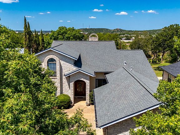 4th image of 526 Oakland Hills