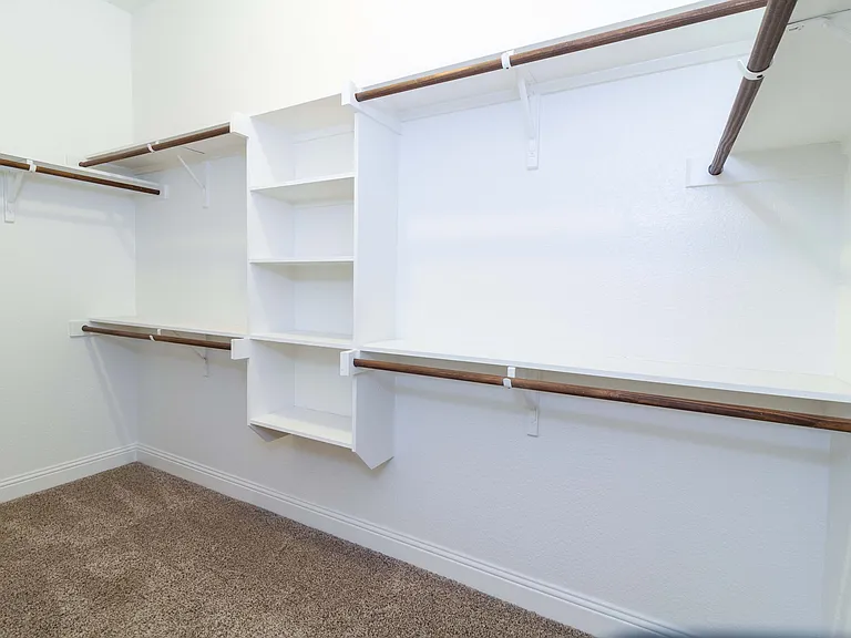 15613 Renshaw Way — Photo 15
