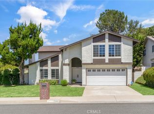 26065 Redbluff Dr, Calabasas, CA 91302