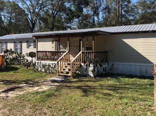 243 NE Wesley St, Mayo, FL 32066