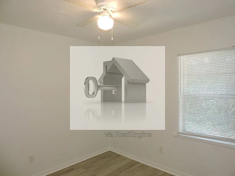 2203 Eliasberg St — Photo 10