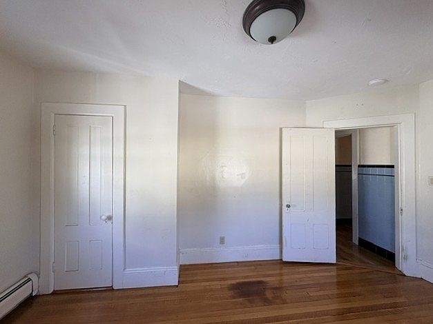 1st image of 23 Chestnut St Floor 2
