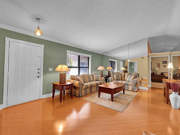 4th image of 8321 NW 52 Street