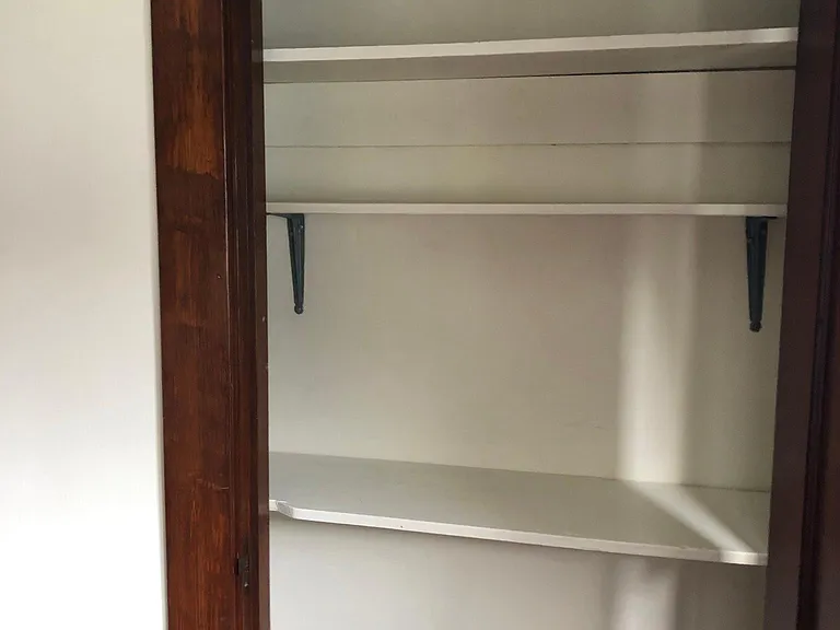 Kitchen pantry closet