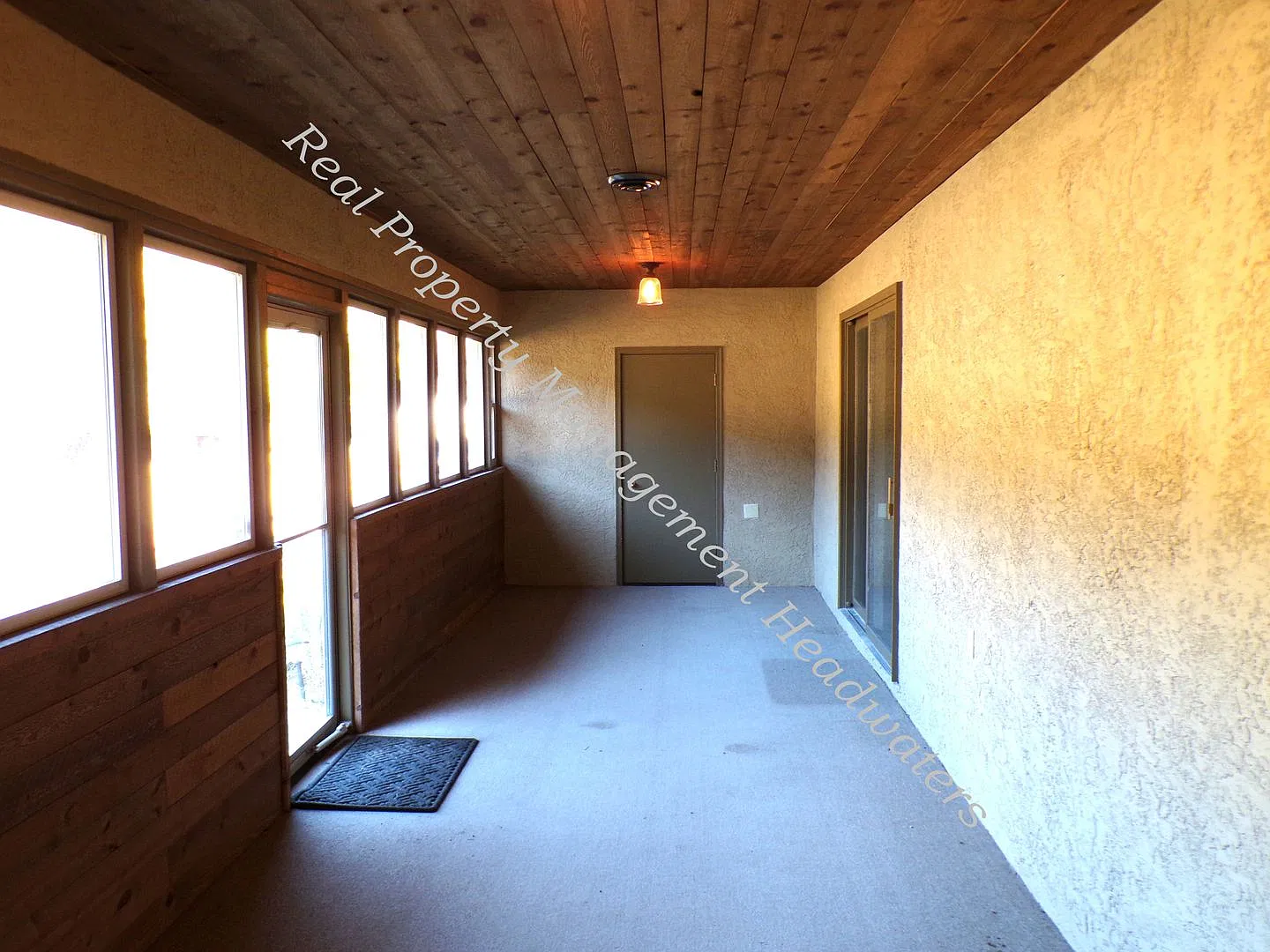 3 Bedroom 2 Bath House For Rent — Photo 3