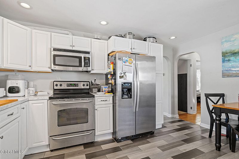 5th image of 6 Corliss Avenue