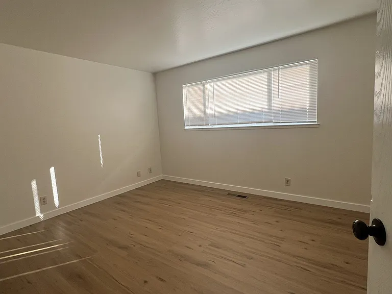 160 Michael Dr #3 — Photo 6