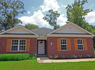2 Wicker Rd, Cowarts, AL 36321