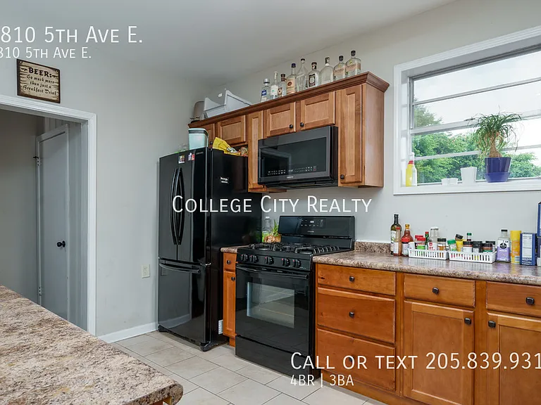 1810 5th Ave E — Photo 12