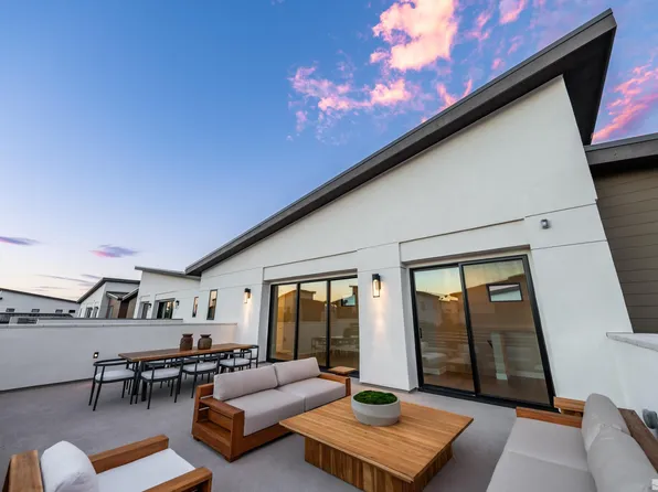 71 Caballada St Building 9-2, Reno, NV 89511