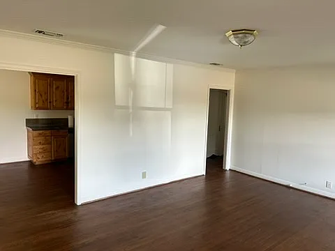 2 bed, 1156 sqft, $2,000 — Photo 2