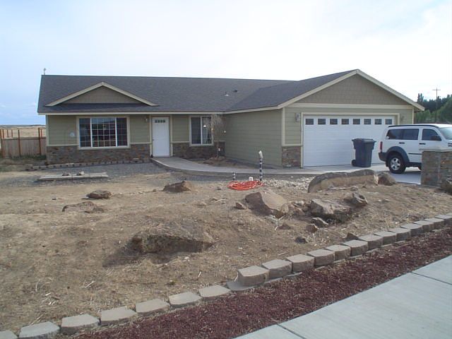 1st image of 28 Sunwest Dr