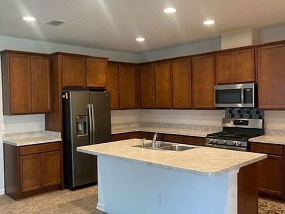 4th image of 1957 Amberly Dr