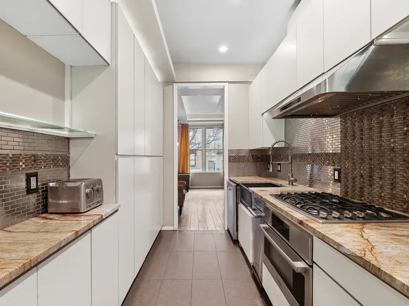 557 West 159th Street image 1 of 7