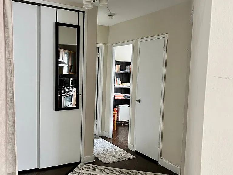 4000 Tunlaw Rd NW #318 — Photo 6