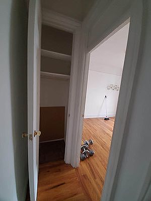 4th image of 1038 Union St #43