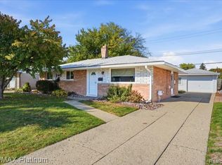 35740 Fairchild St, Westland, MI 48186