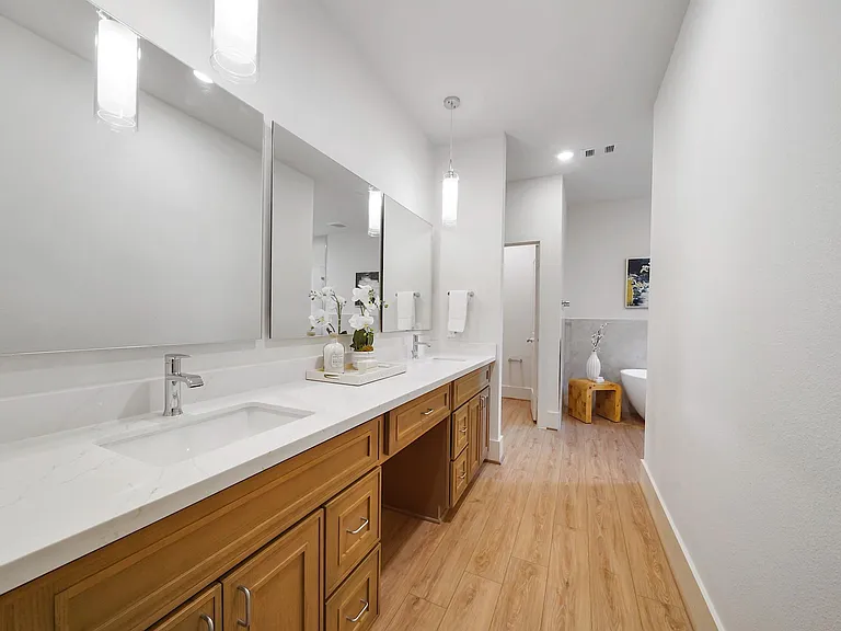 861 Rachel St #E — Photo 13
