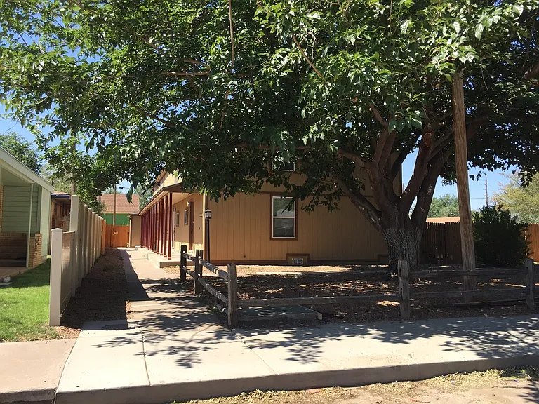 202 W Tilden St — Photo 16