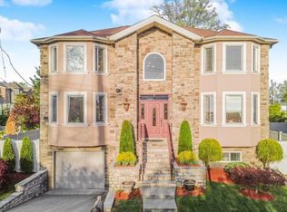 7 Stalie Ct, Staten Island, NY 10309