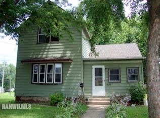 809 S 14th Ave, Freeport, IL 61032