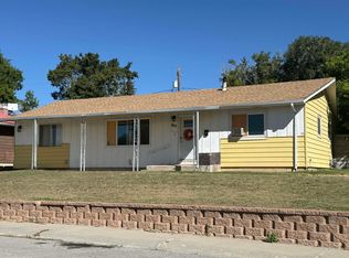 183 La Paloma Dr, Rawlins, WY 82301