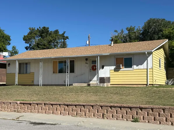 183 La Paloma Dr, Rawlins, WY 82301