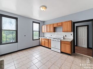11 Aberdeen St #2F, Brooklyn, NY 11207