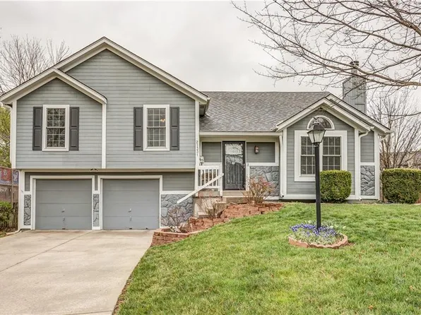 21331 W 123rd Ct, Olathe, KS 66061